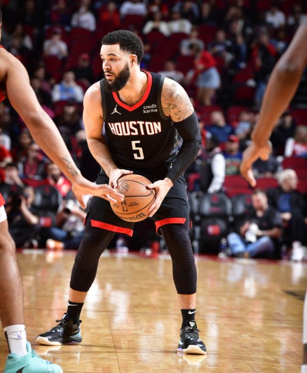 的主持人 的主持人