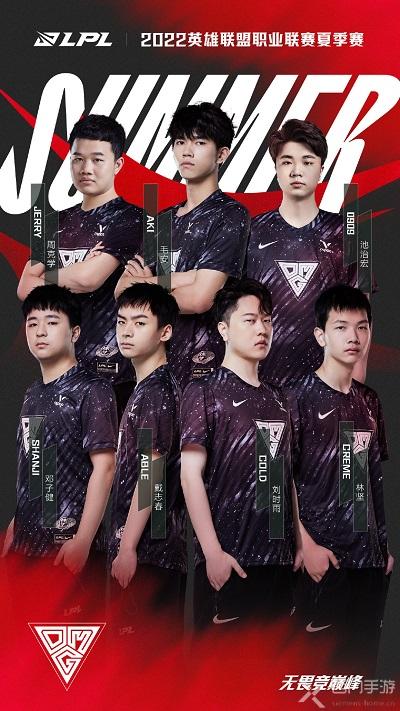 他不仅扑救 他不仅扑救