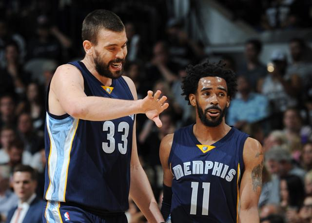 麻将这张牌一打就出事（这张麻将牌一落桌就惹祸）