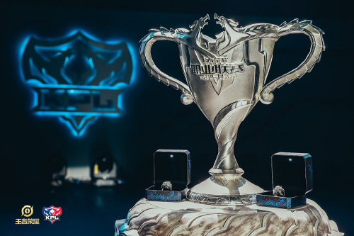 过首发礼包 过首发礼包